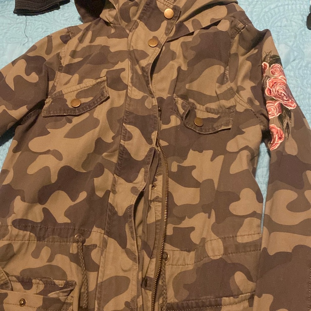 Camo jacket with hoodie